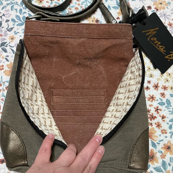 NWT!  Mona B Two-Tone Leather Shoulder Bag - Picture 3 of 7